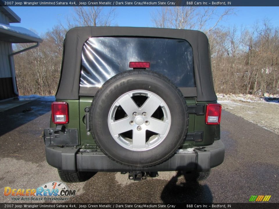 2007 Jeep Wrangler Unlimited Sahara 4x4 Jeep Green Metallic / Dark Slate Gray/Medium Slate Gray Photo #4