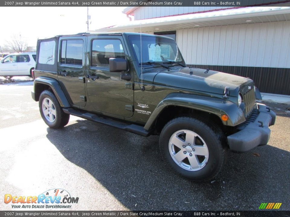 2007 Jeep Wrangler Unlimited Sahara 4x4 Jeep Green Metallic / Dark Slate Gray/Medium Slate Gray Photo #7