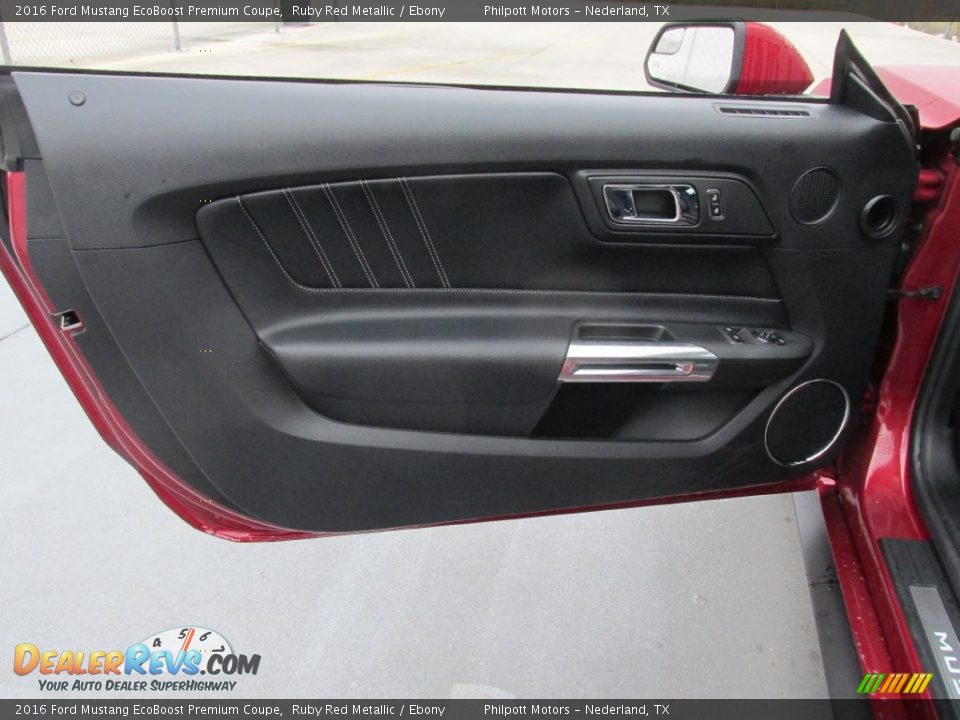 Door Panel of 2016 Ford Mustang EcoBoost Premium Coupe Photo #17