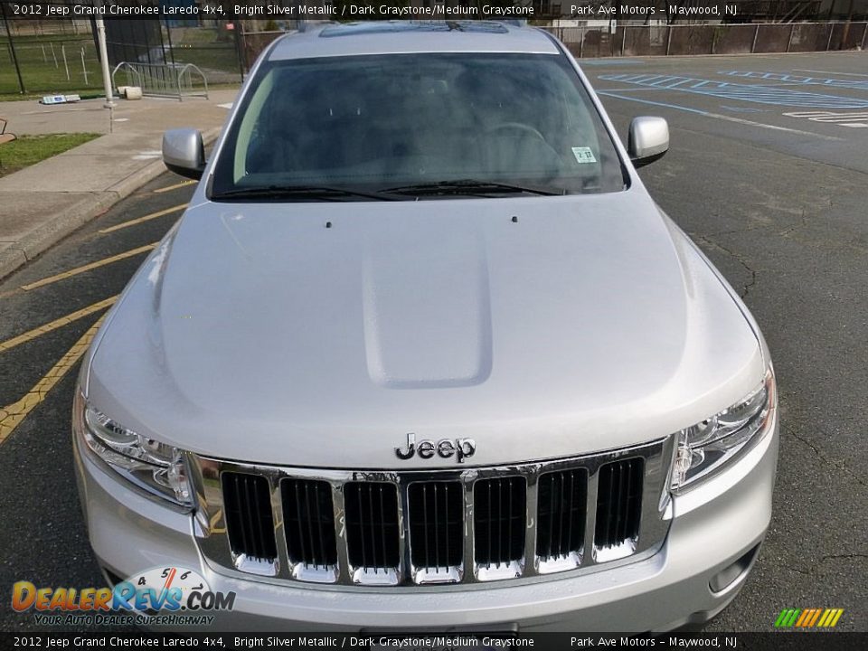 2012 Jeep Grand Cherokee Laredo 4x4 Bright Silver Metallic / Dark Graystone/Medium Graystone Photo #9