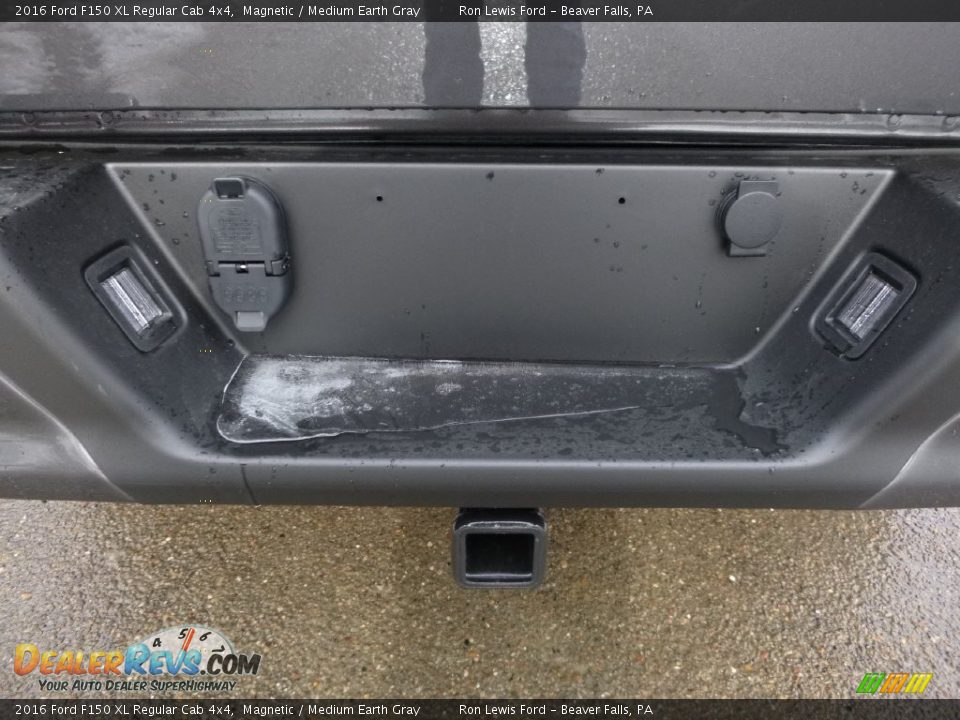 2016 Ford F150 XL Regular Cab 4x4 Magnetic / Medium Earth Gray Photo #6