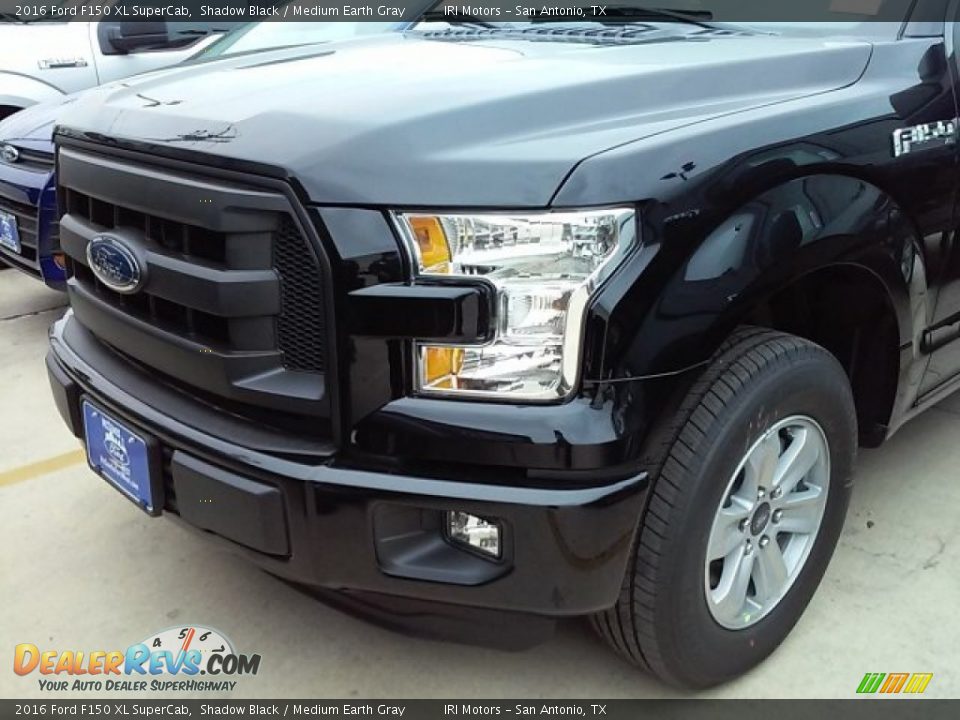 2016 Ford F150 XL SuperCab Shadow Black / Medium Earth Gray Photo #5