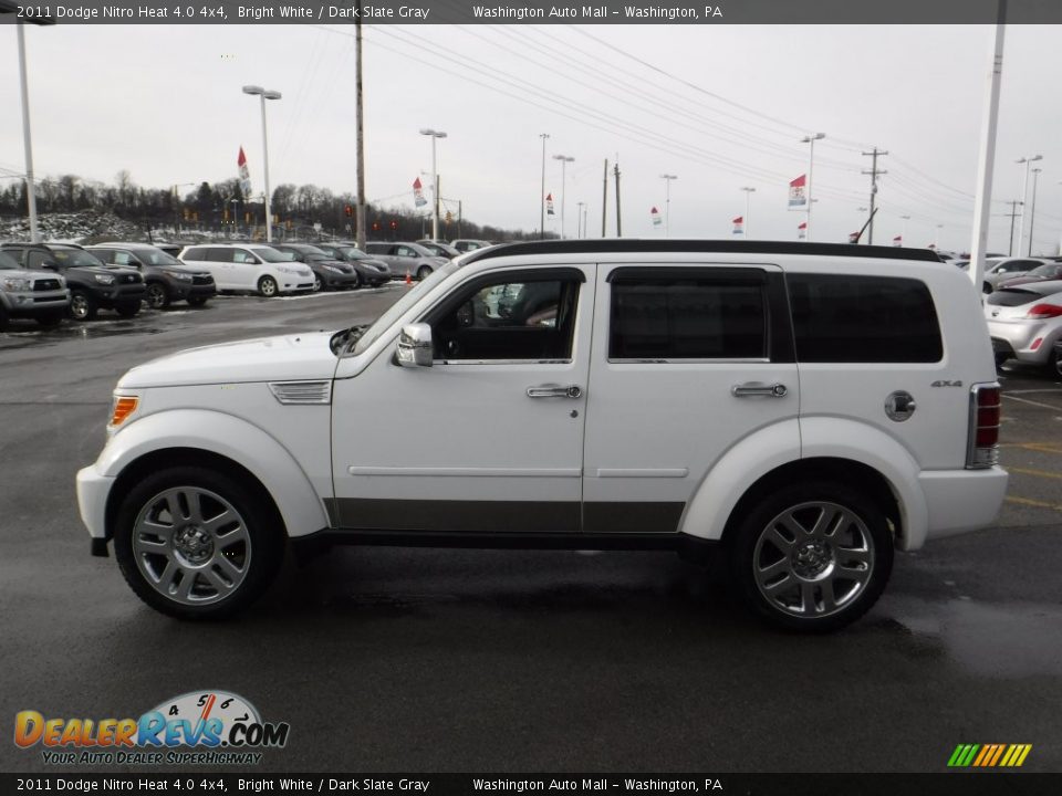 2011 Dodge Nitro Heat 4.0 4x4 Bright White / Dark Slate Gray Photo #7