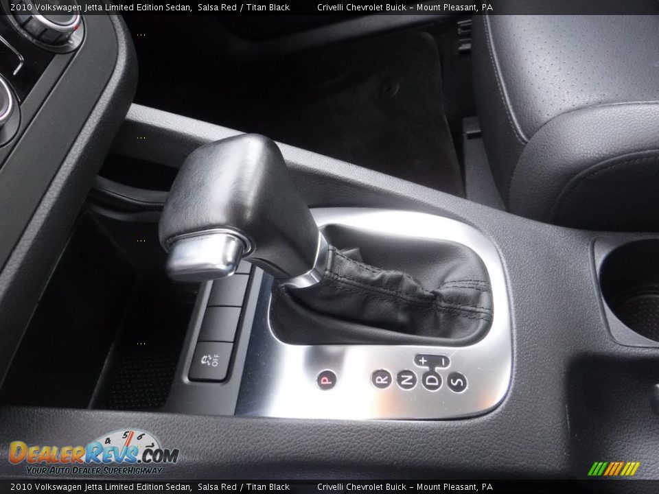 2010 Volkswagen Jetta Limited Edition Sedan Salsa Red / Titan Black Photo #18