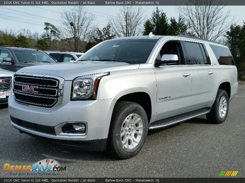 Front 3/4 View of 2016 GMC Yukon XL SLE 4WD Photo #1