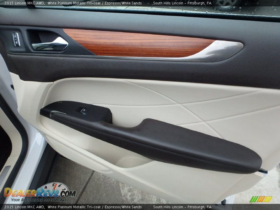 2015 Lincoln MKC AWD White Platinum Metallic Tri-coat / Espresso/White Sands Photo #12