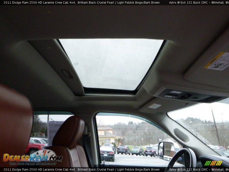 2011 Dodge Ram 2500 HD Laramie Crew Cab 4x4 Brilliant Black Crystal Pearl / Light Pebble Beige/Bark Brown Photo #5
