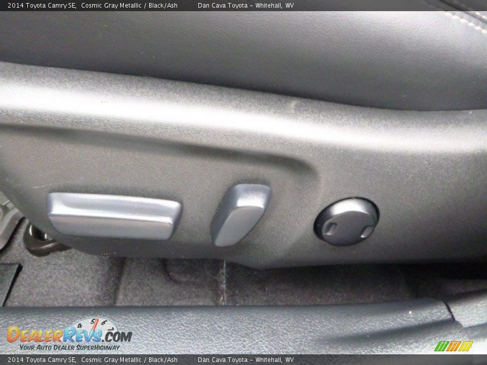 2014 Toyota Camry SE Cosmic Gray Metallic / Black/Ash Photo #16