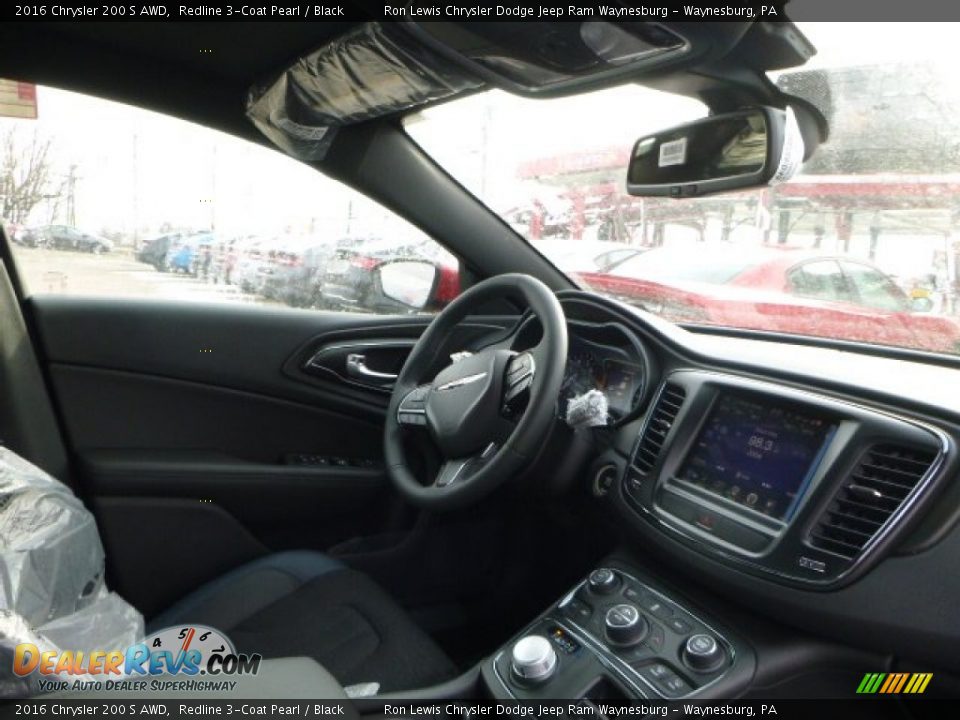 2016 Chrysler 200 S AWD Redline 3-Coat Pearl / Black Photo #10