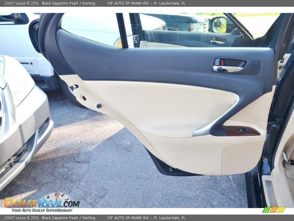 2007 Lexus IS 250 Black Sapphire Pearl / Sterling Photo #32