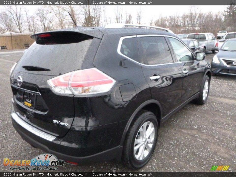 2016 Nissan Rogue SV AWD Magnetic Black / Charcoal Photo #7