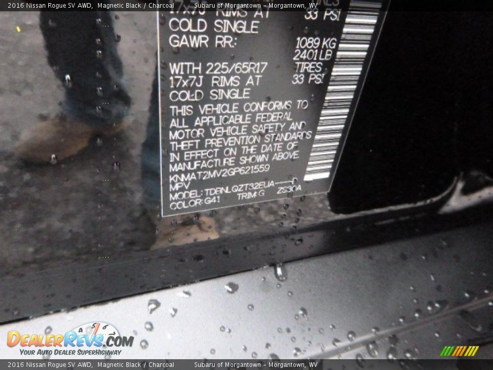 2016 Nissan Rogue SV AWD Magnetic Black / Charcoal Photo #16