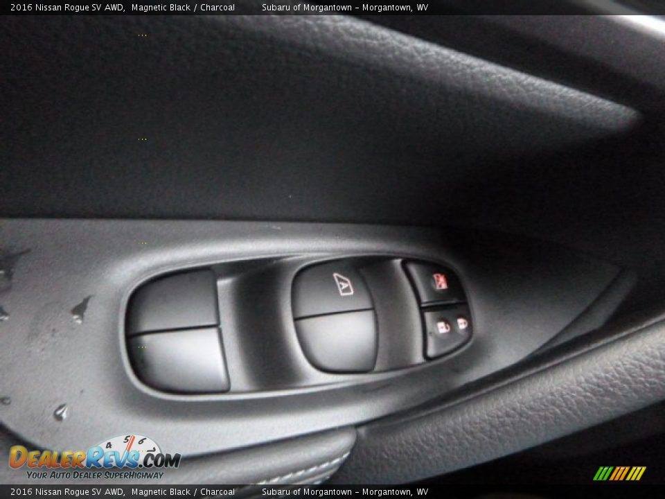 2016 Nissan Rogue SV AWD Magnetic Black / Charcoal Photo #20