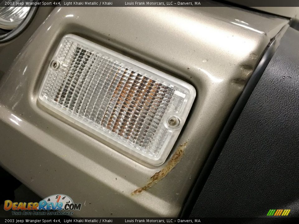2003 Jeep Wrangler Sport 4x4 Light Khaki Metallic / Khaki Photo #22