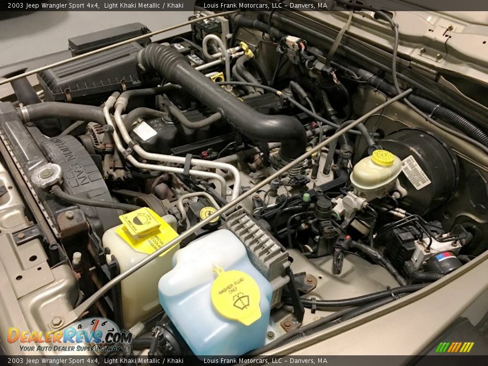 2003 Jeep Wrangler Sport 4x4 Light Khaki Metallic / Khaki Photo #27