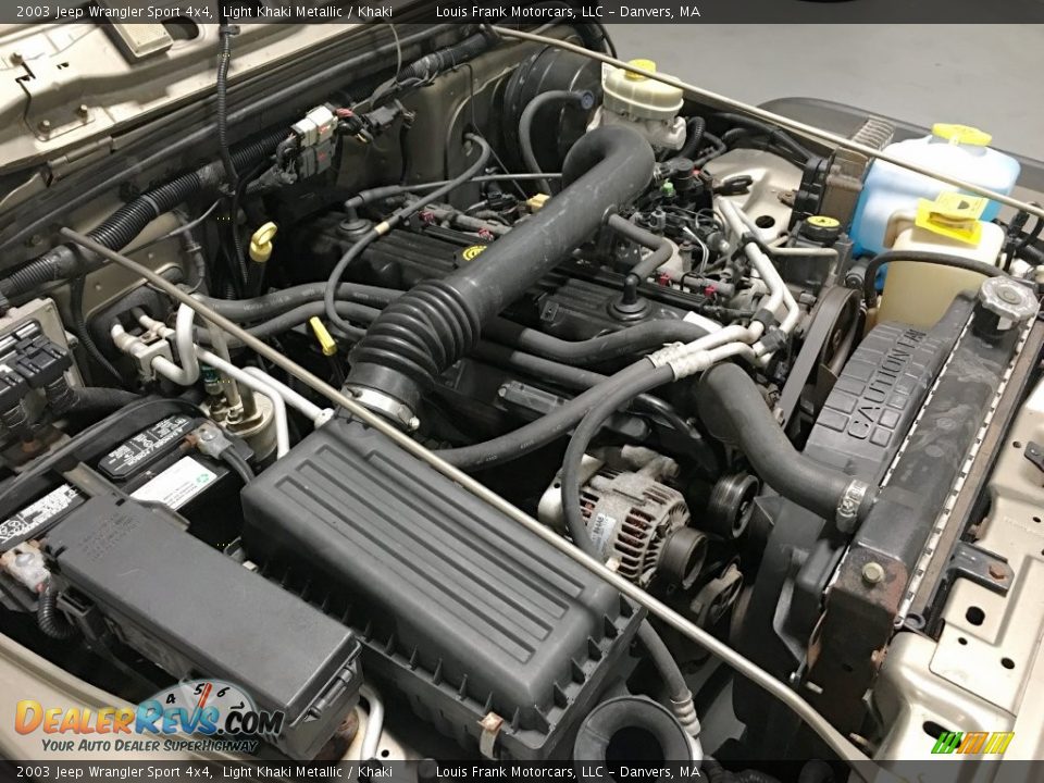 2003 Jeep Wrangler Sport 4x4 Light Khaki Metallic / Khaki Photo #28