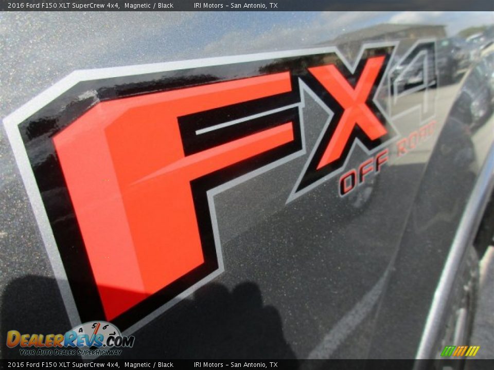 2016 Ford F150 XLT SuperCrew 4x4 Magnetic / Black Photo #10