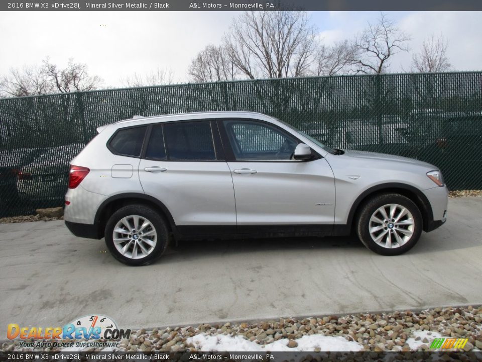 2016 BMW X3 xDrive28i Mineral Silver Metallic / Black Photo #2