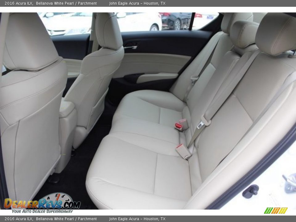 2016 Acura ILX Bellanova White Pearl / Parchment Photo #20