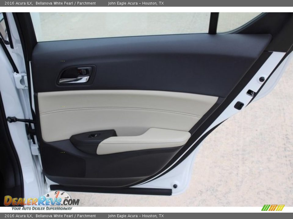 2016 Acura ILX Bellanova White Pearl / Parchment Photo #21