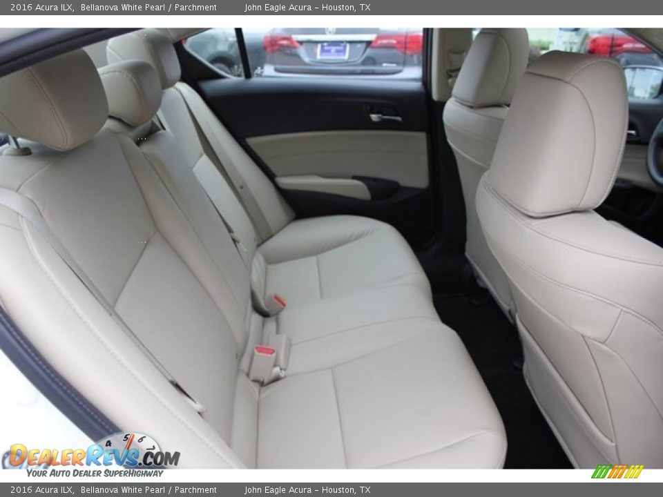 2016 Acura ILX Bellanova White Pearl / Parchment Photo #22