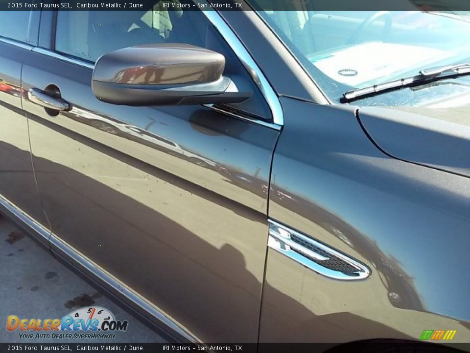 2015 Ford Taurus SEL Caribou Metallic / Dune Photo #5