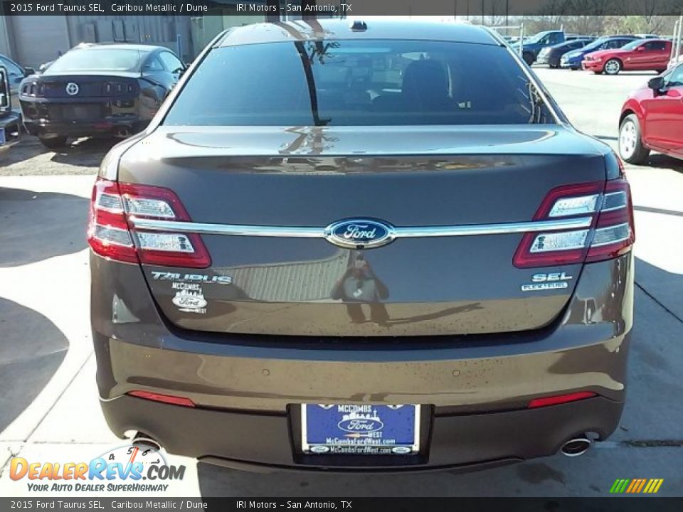 2015 Ford Taurus SEL Caribou Metallic / Dune Photo #11