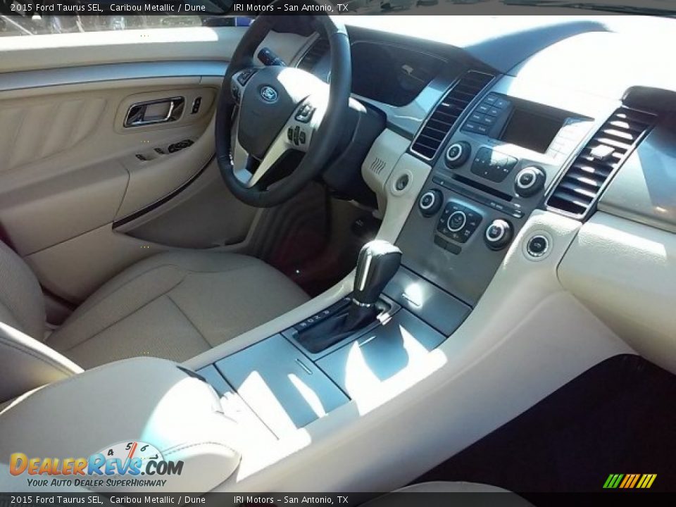 2015 Ford Taurus SEL Caribou Metallic / Dune Photo #16
