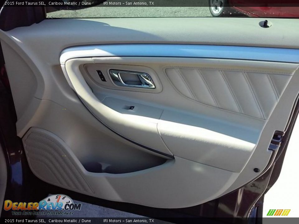 2015 Ford Taurus SEL Caribou Metallic / Dune Photo #18