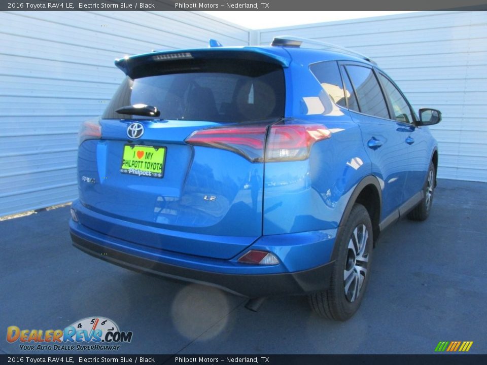 2016 Toyota RAV4 LE Electric Storm Blue / Black Photo #4