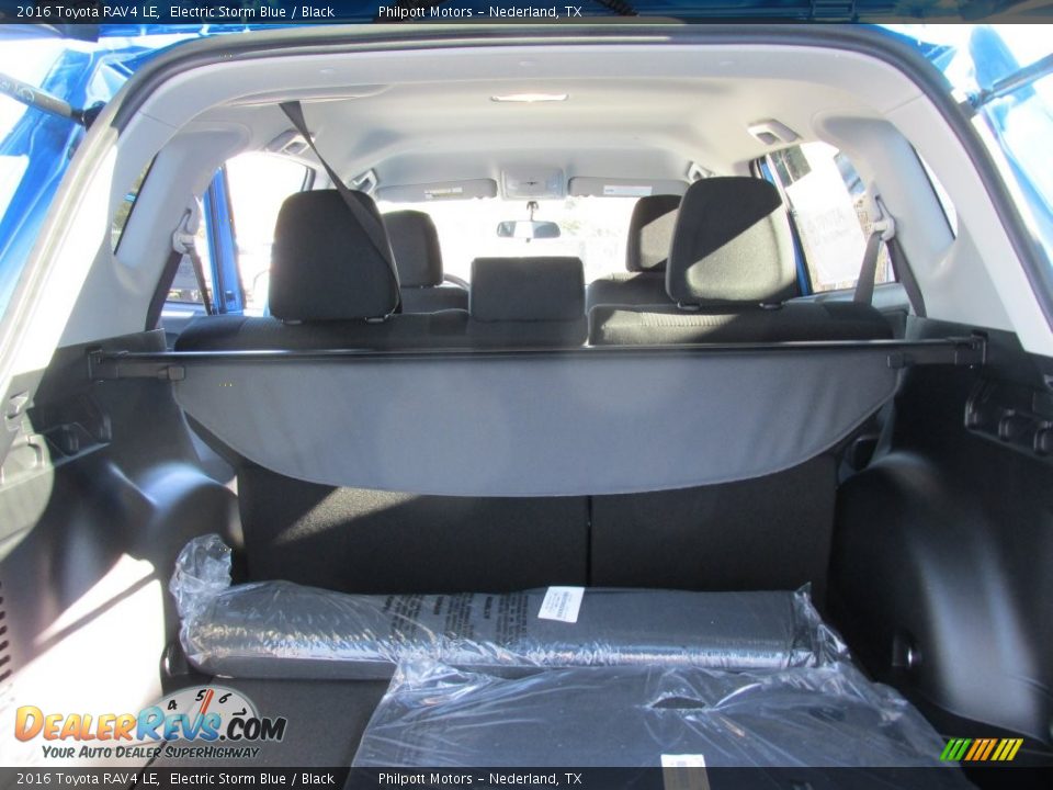 2016 Toyota RAV4 LE Electric Storm Blue / Black Photo #15