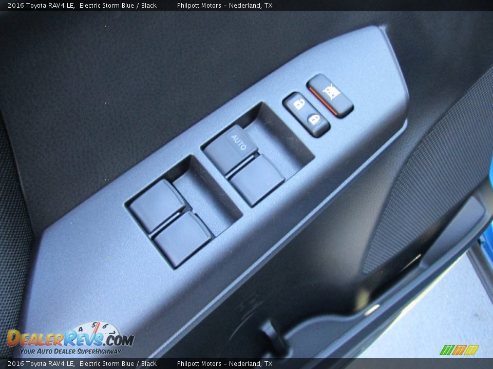 2016 Toyota RAV4 LE Electric Storm Blue / Black Photo #20