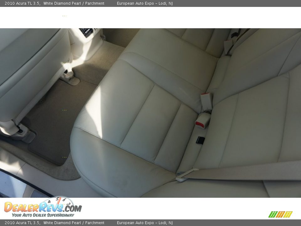 2010 Acura TL 3.5 White Diamond Pearl / Parchment Photo #15