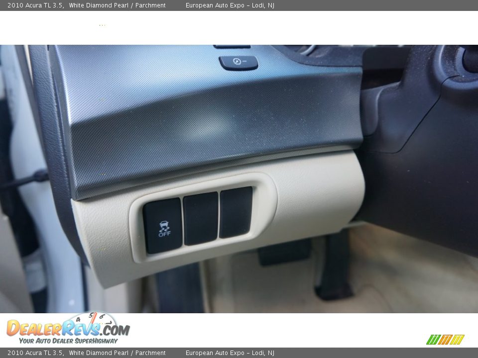 2010 Acura TL 3.5 White Diamond Pearl / Parchment Photo #20