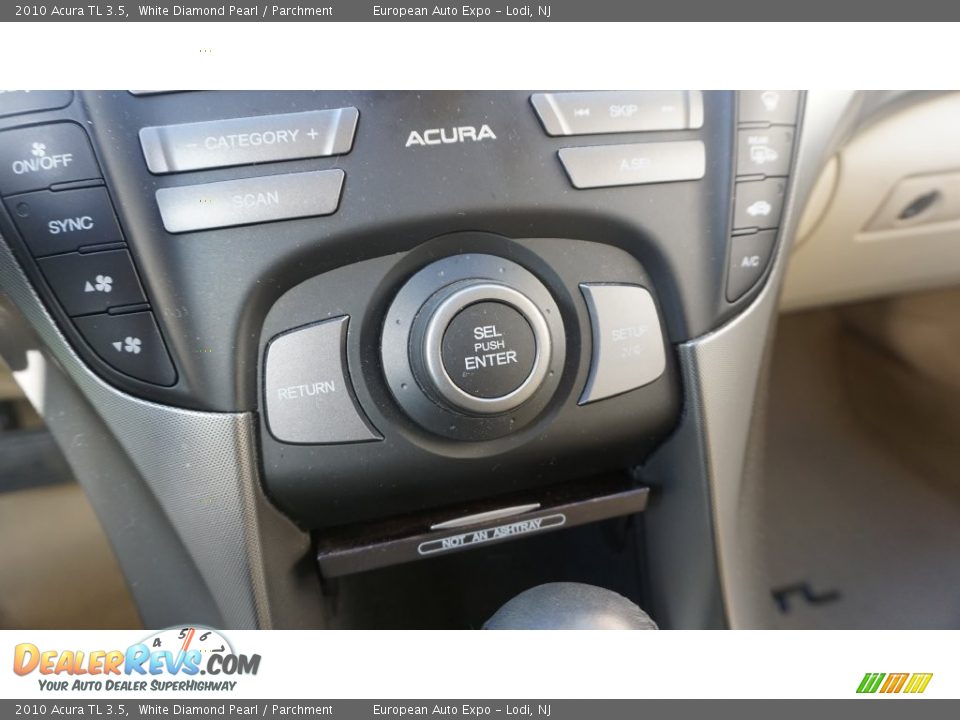 2010 Acura TL 3.5 White Diamond Pearl / Parchment Photo #28