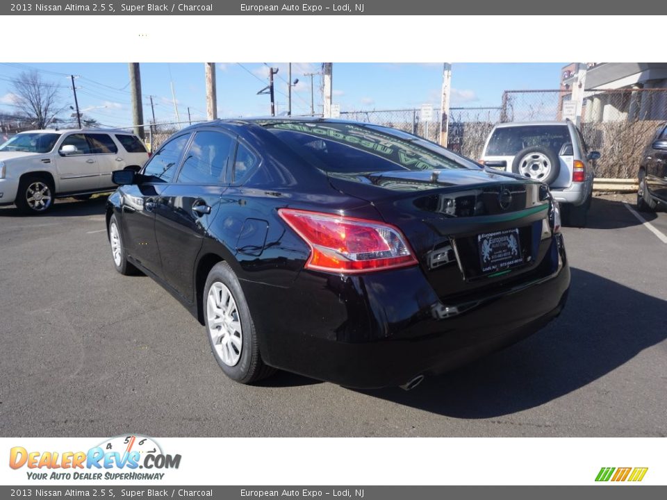 2013 Nissan Altima 2.5 S Super Black / Charcoal Photo #3
