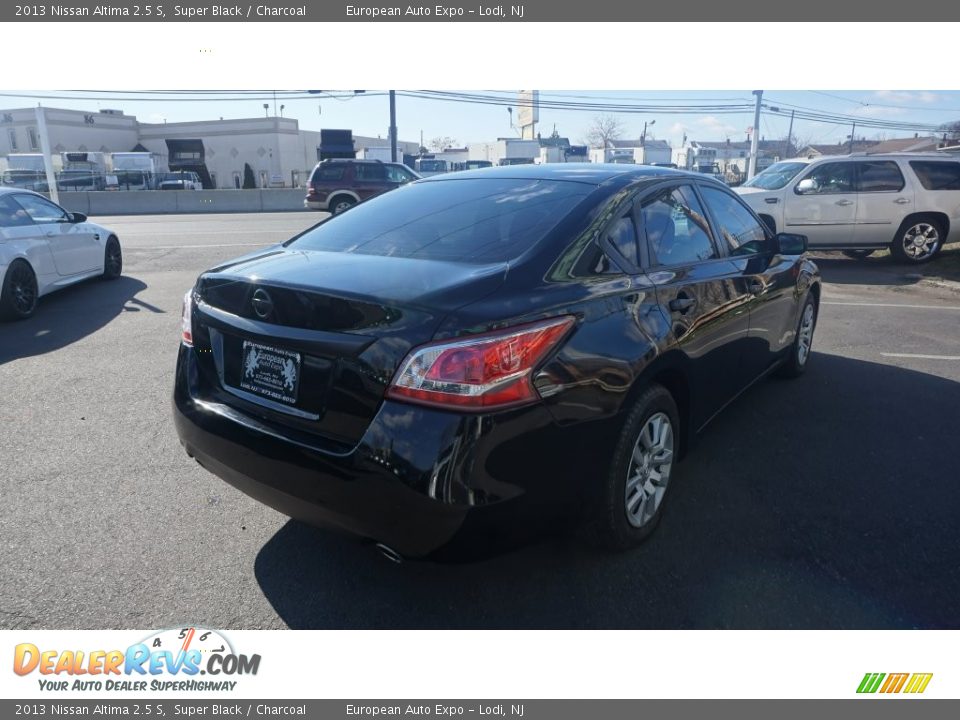 2013 Nissan Altima 2.5 S Super Black / Charcoal Photo #4