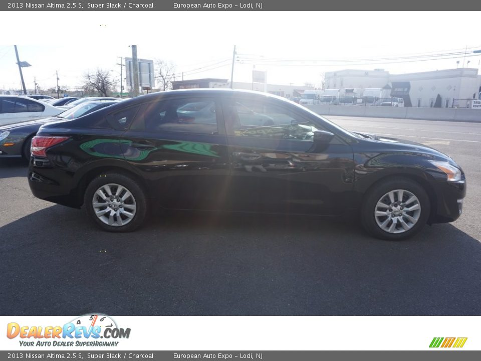 2013 Nissan Altima 2.5 S Super Black / Charcoal Photo #5
