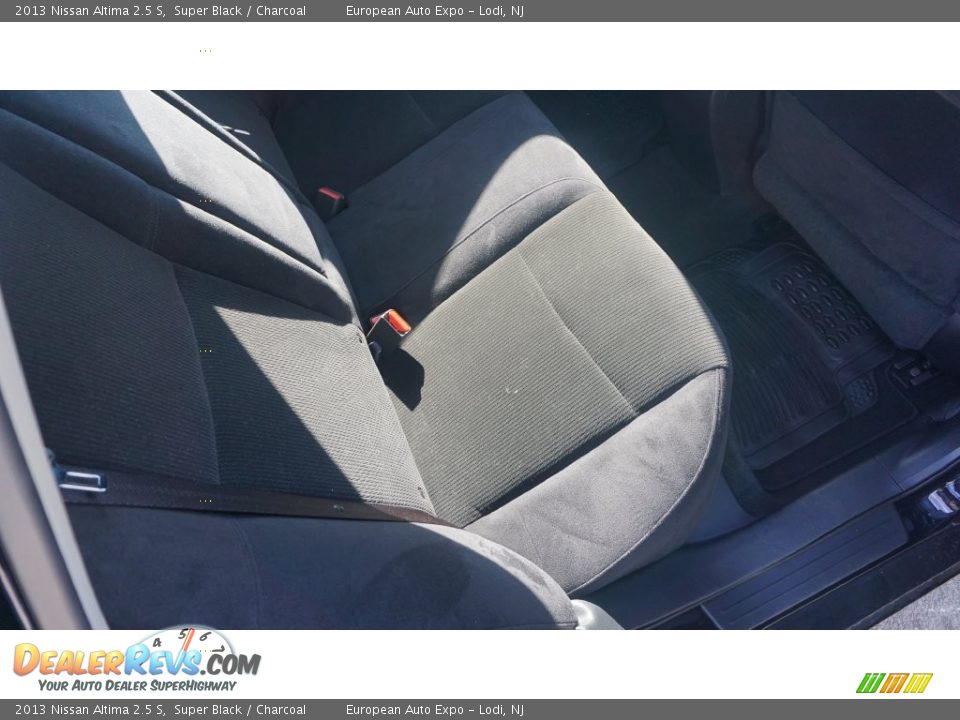 2013 Nissan Altima 2.5 S Super Black / Charcoal Photo #13