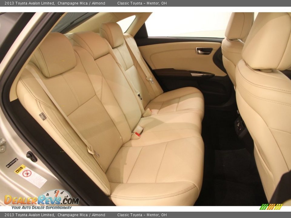 2013 Toyota Avalon Limited Champagne Mica / Almond Photo #14
