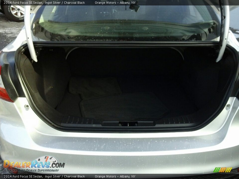 2014 Ford Focus SE Sedan Ingot Silver / Charcoal Black Photo #10