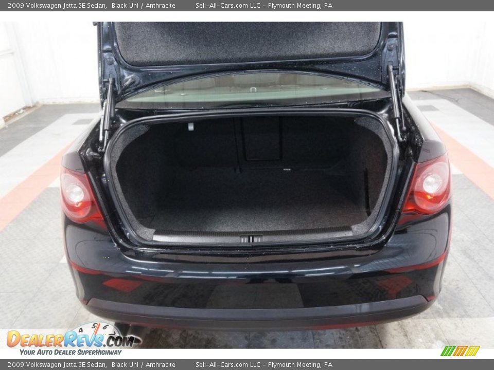 2009 Volkswagen Jetta SE Sedan Black Uni / Anthracite Photo #20
