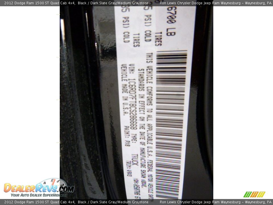 2012 Dodge Ram 1500 ST Quad Cab 4x4 Black / Dark Slate Gray/Medium Graystone Photo #17