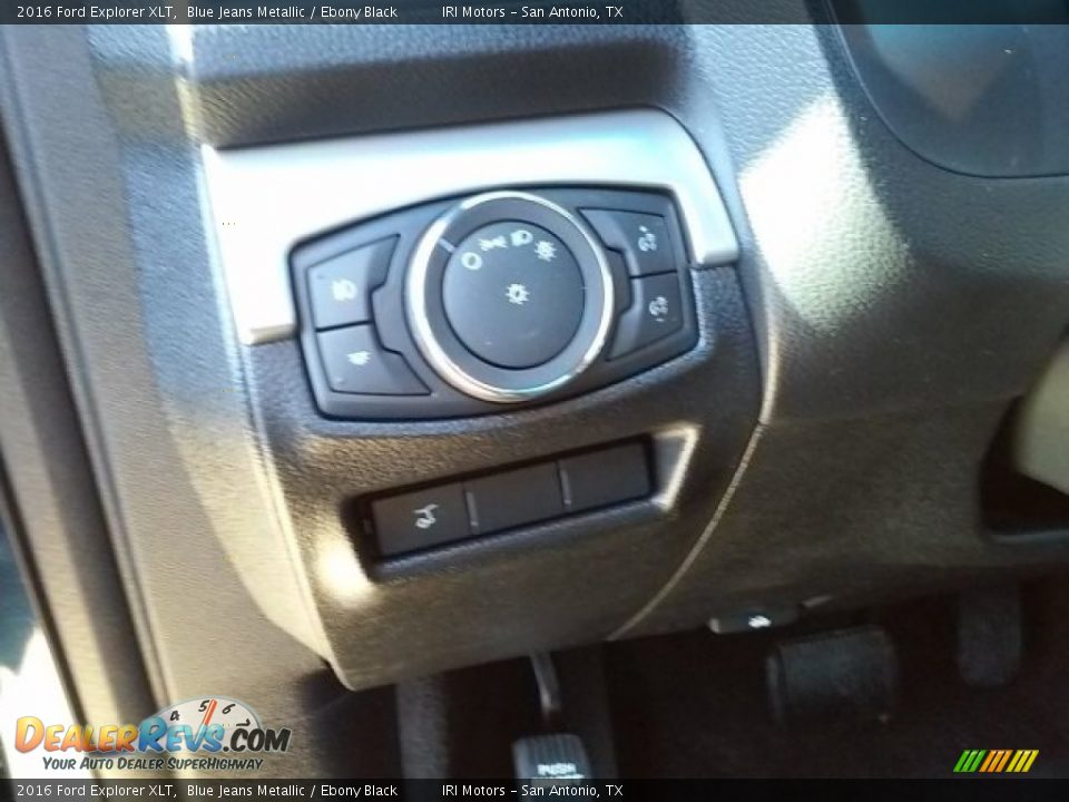 2016 Ford Explorer XLT Blue Jeans Metallic / Ebony Black Photo #31
