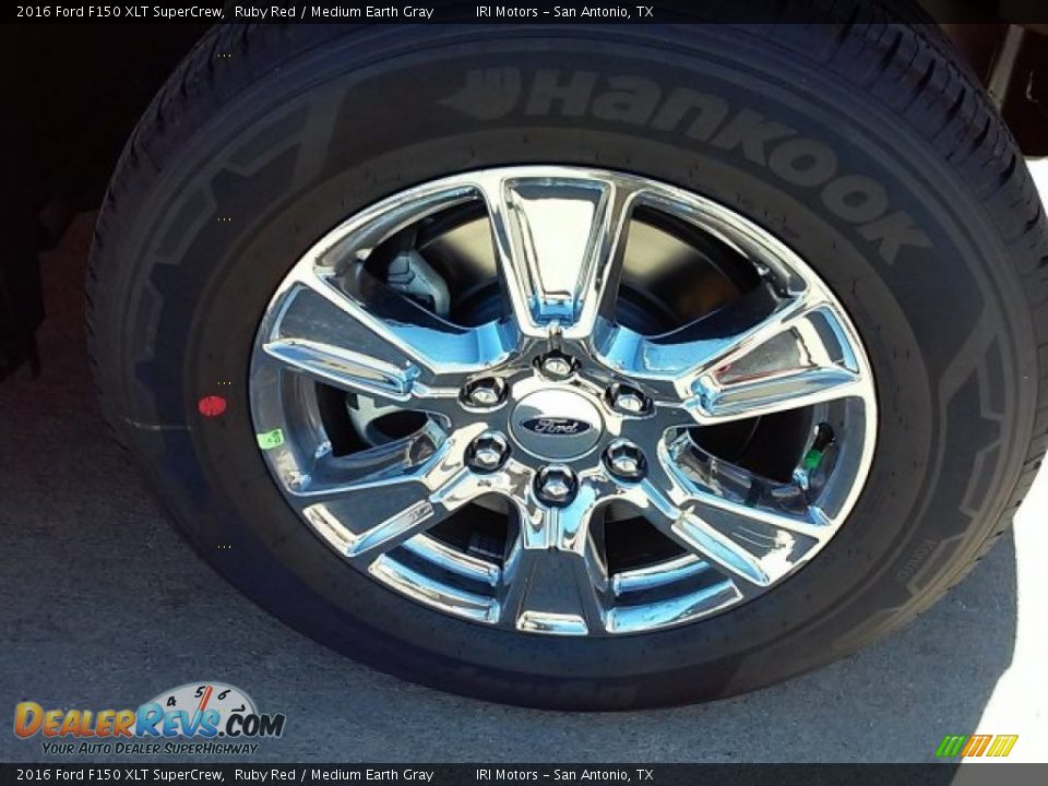 2016 Ford F150 XLT SuperCrew Ruby Red / Medium Earth Gray Photo #4