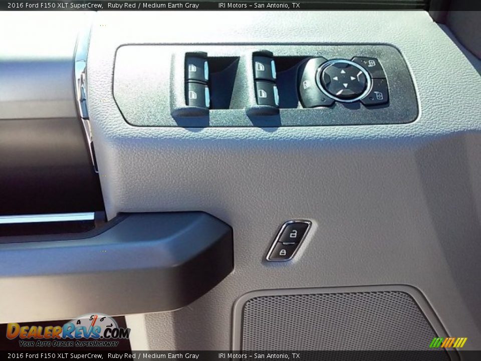 2016 Ford F150 XLT SuperCrew Ruby Red / Medium Earth Gray Photo #26