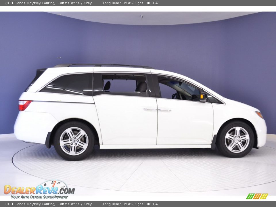 2011 Honda Odyssey Touring Taffeta White / Gray Photo #8