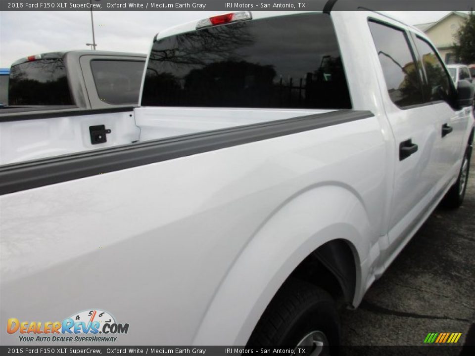 2016 Ford F150 XLT SuperCrew Oxford White / Medium Earth Gray Photo #7