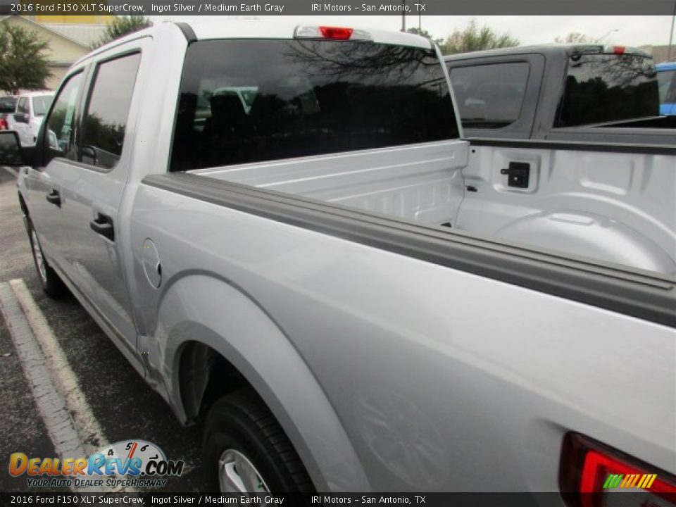 2016 Ford F150 XLT SuperCrew Ingot Silver / Medium Earth Gray Photo #5