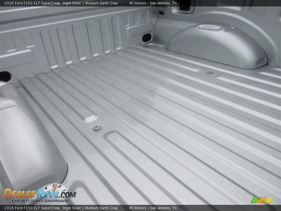 2016 Ford F150 XLT SuperCrew Ingot Silver / Medium Earth Gray Photo #6